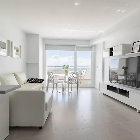 Seaview Luxury With Rooftop Pool * 卡耐特蒂贝兰格